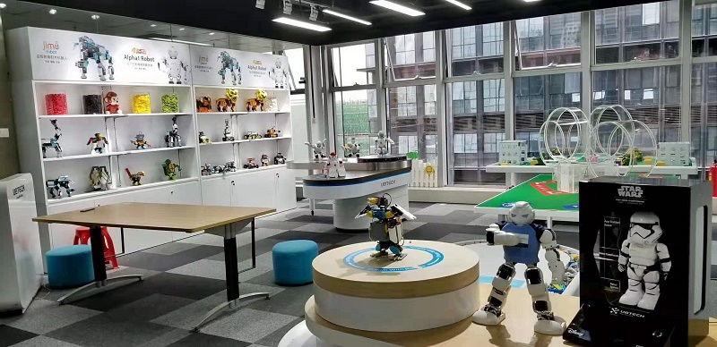豆豆機器人空間站運營中心及AI實驗室新址正式揭牌啟用！